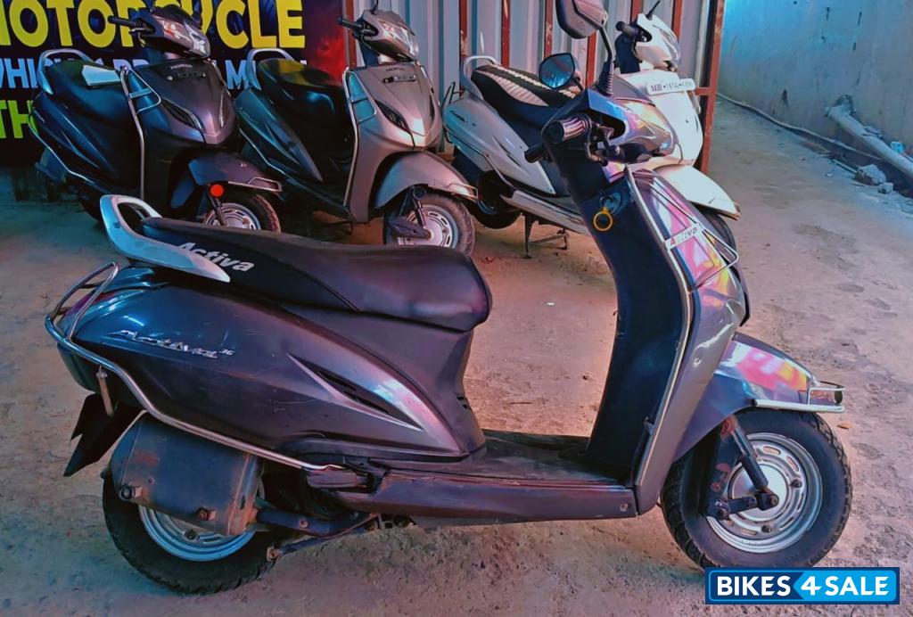 Metallic Gray Honda Activa 3G