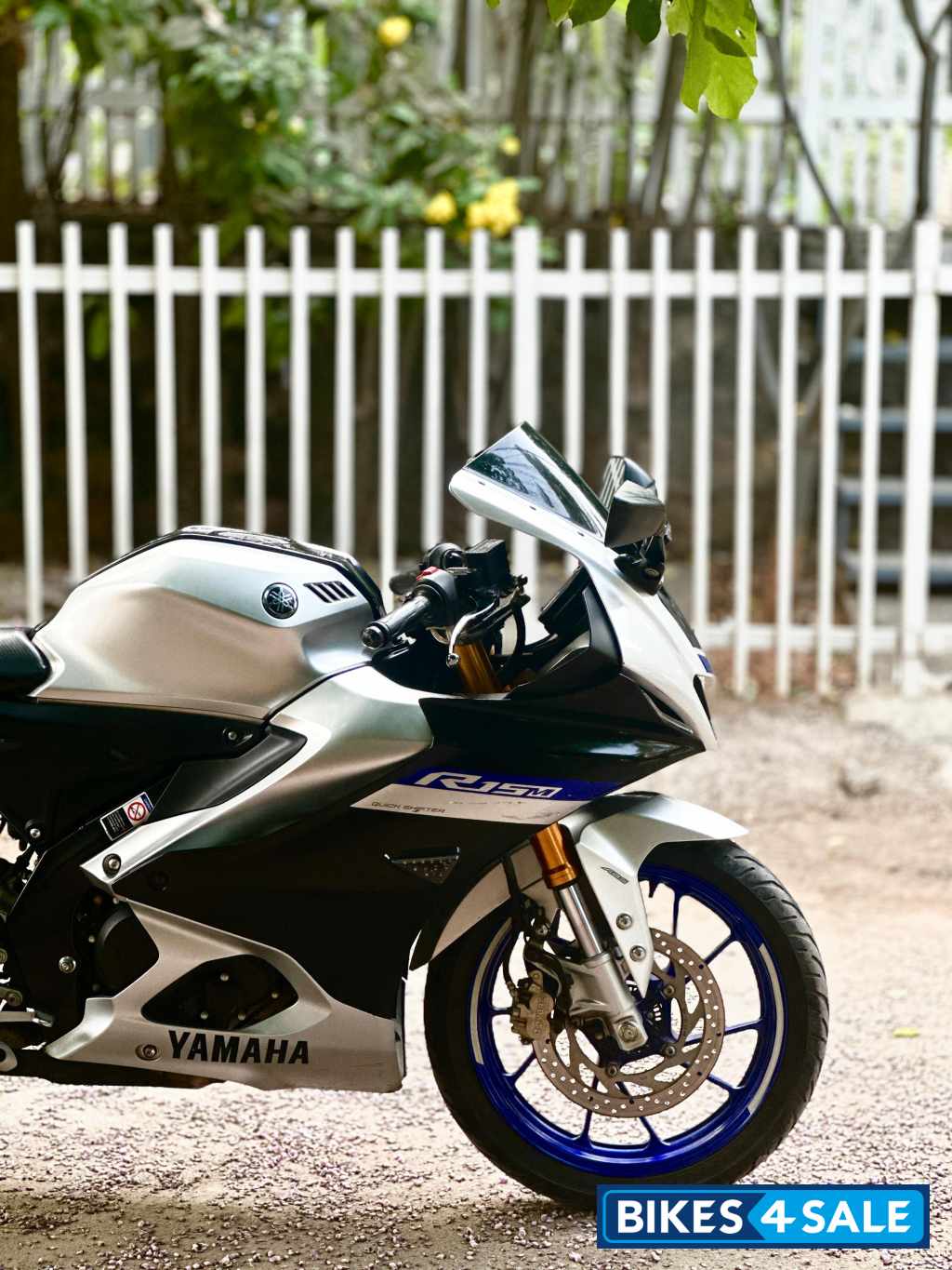 Yamaha R15M WGP 60th Anniversary Edition