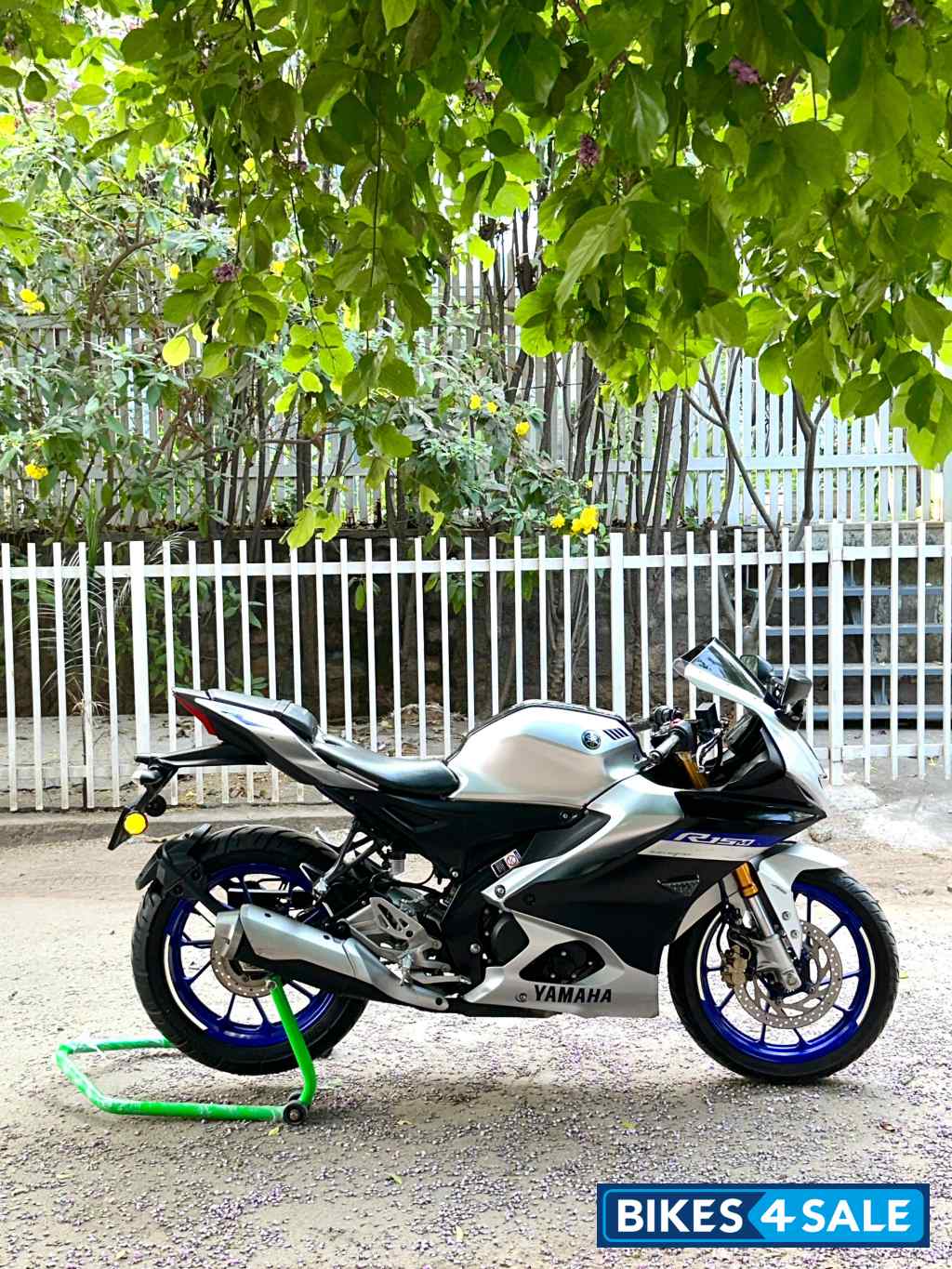 Yamaha R15M WGP 60th Anniversary Edition