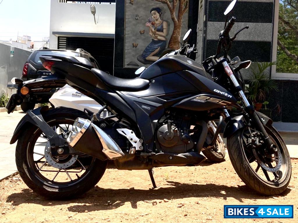 Suzuki Gixxer 250 BS6