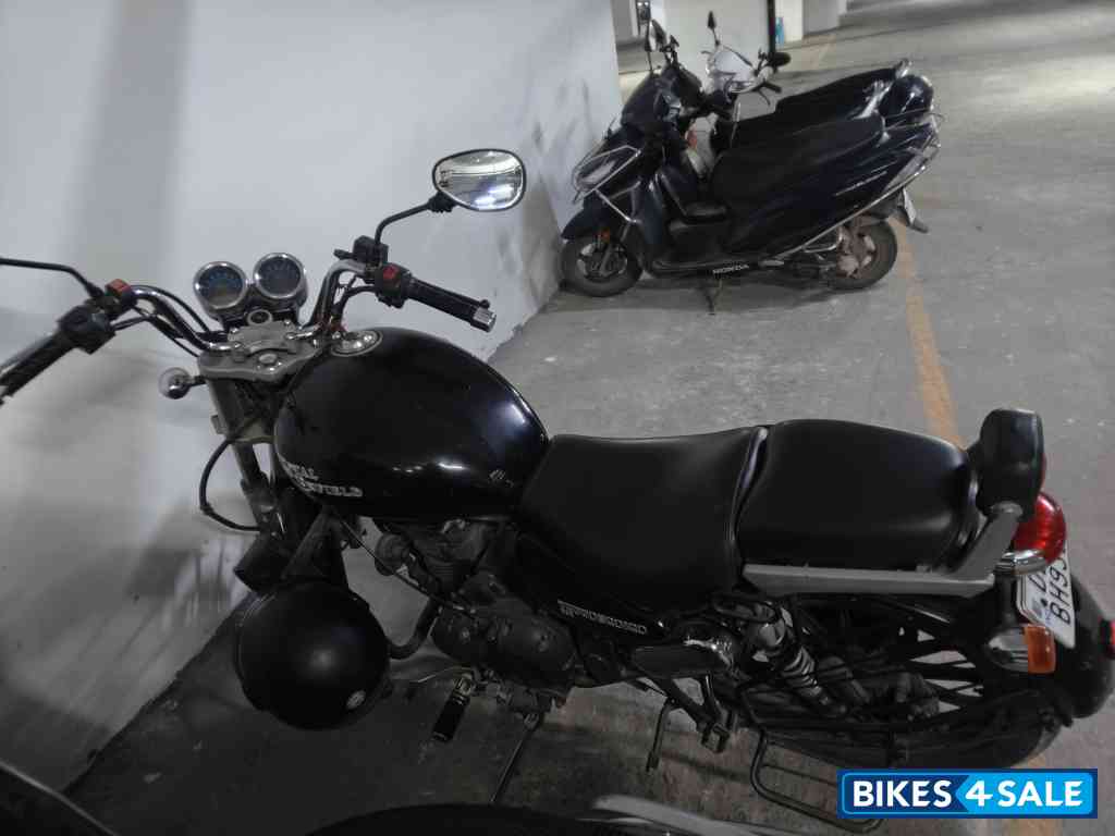 Royal Enfield Thunderbird 350