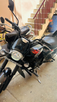 Bajaj Avenger Street 220