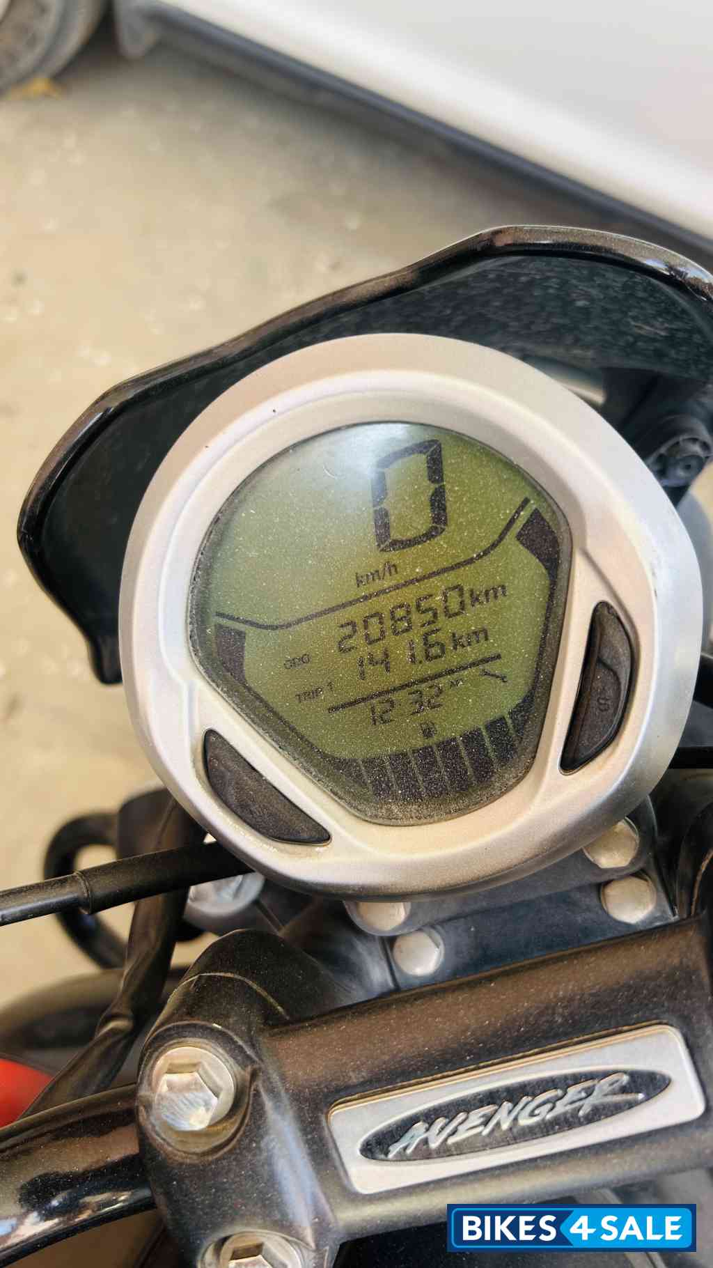 Bajaj Avenger Street 220