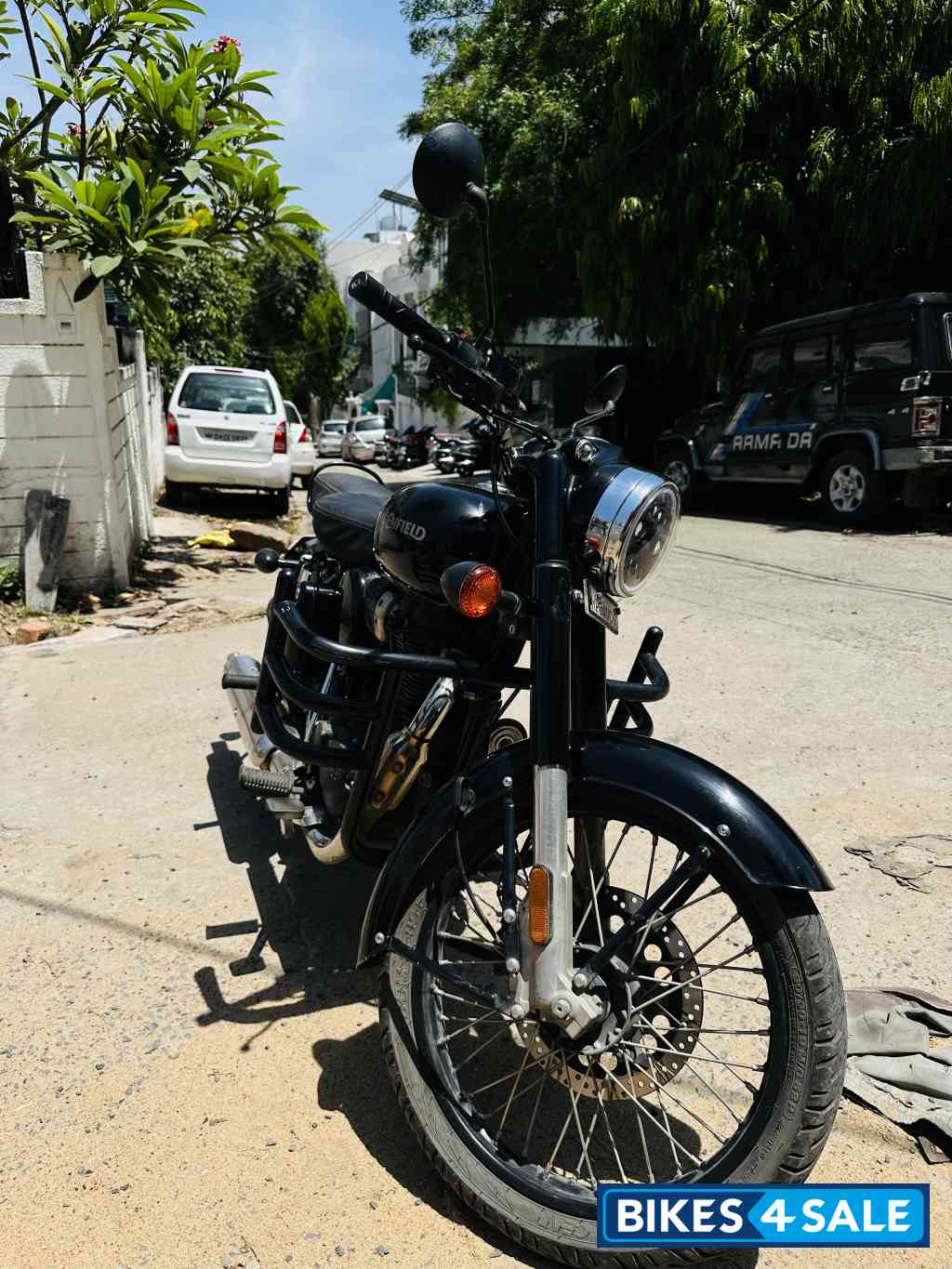 Black Royal Enfield Classic 350