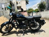 Black Royal Enfield Classic 350