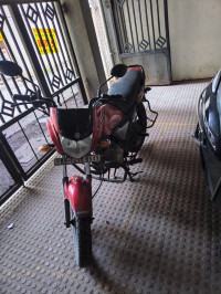 Red Yamaha Saluto RX