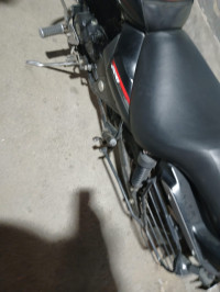 Bajaj Avenger Street 220