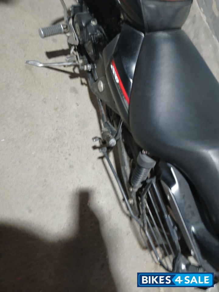 Bajaj Avenger Street 220 Bajaj Avenger Street 220