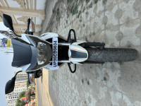 White TVS Apache RTR 160