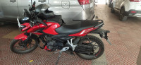 Bajaj Pulsar P150 Single Disc Single Seat