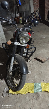 Royal Enfield Bullet Standard 350