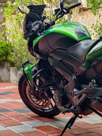 Green Bajaj Dominar 400 ABS BS6