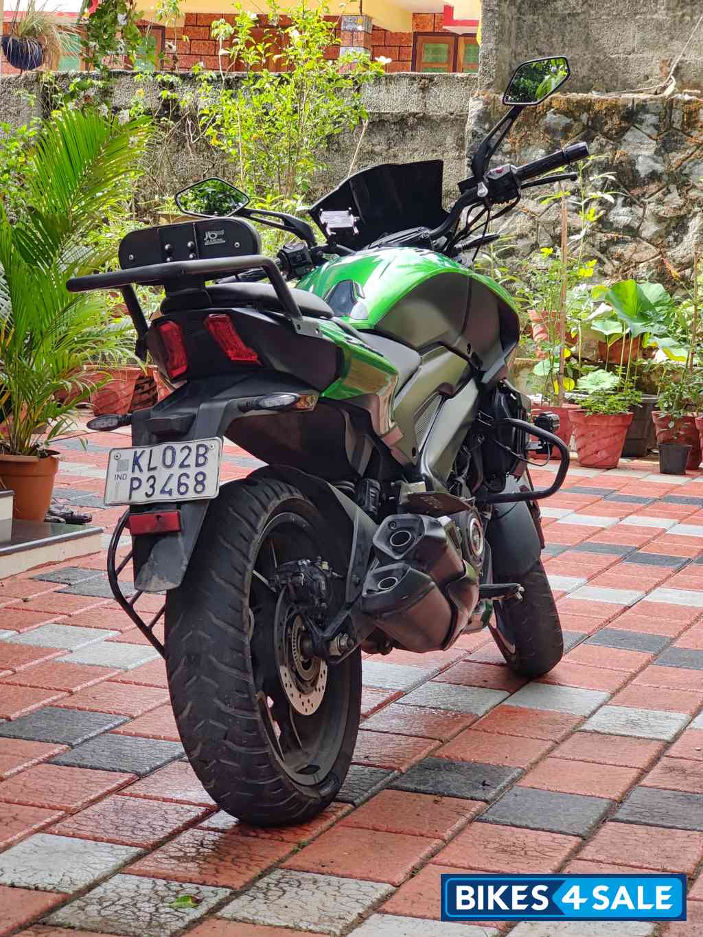 Green Bajaj Dominar 400 ABS BS6