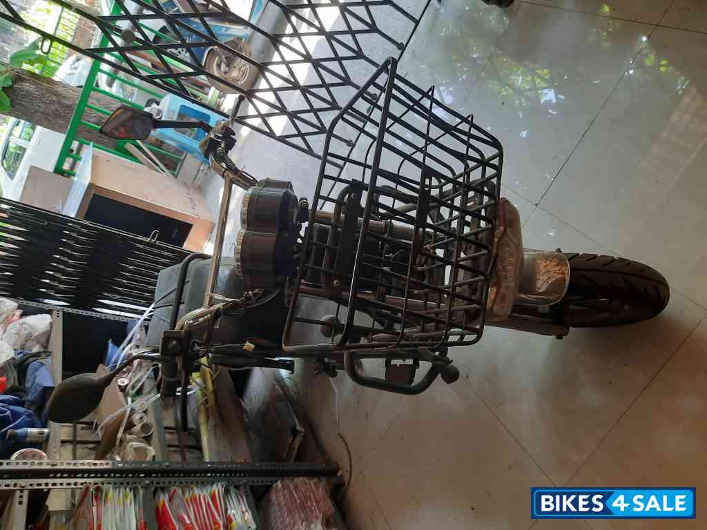 Brown KOMAKI XGT Cat 2.0