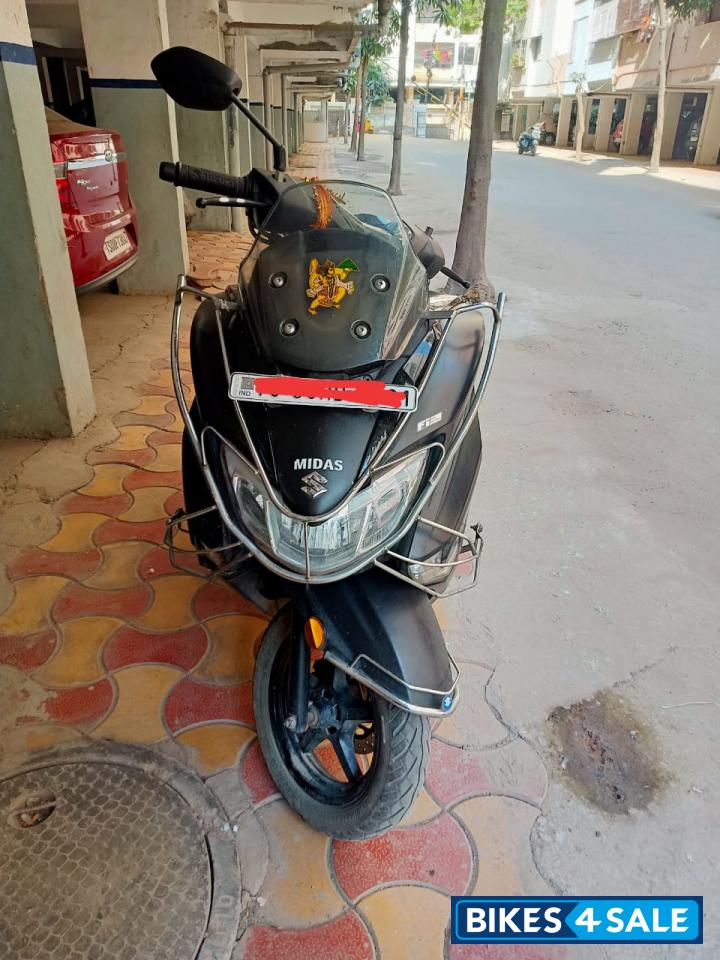 Suzuki Burgman Street BS6