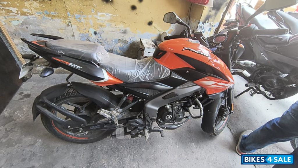 Bajaj Pulsar NS125 BS6