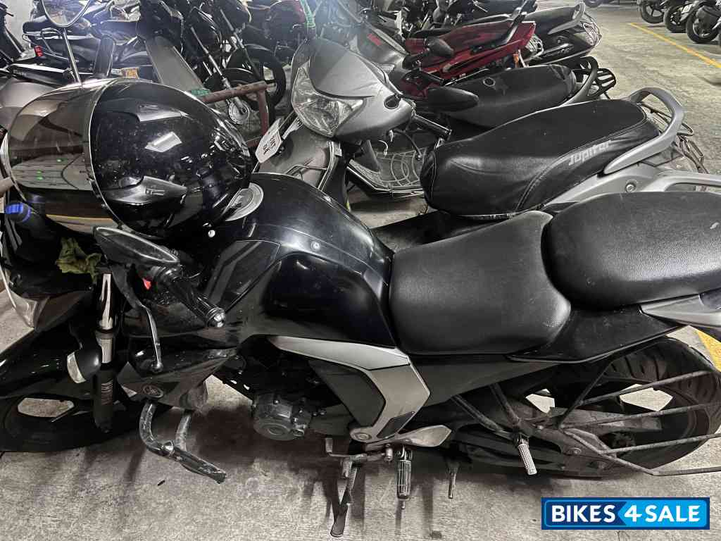 Black Yamaha Fazer FZ16ST