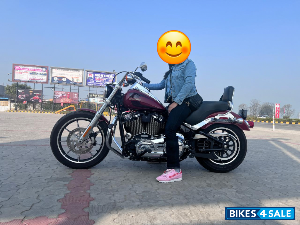 Billiard Red Harley Davidson Low Rider