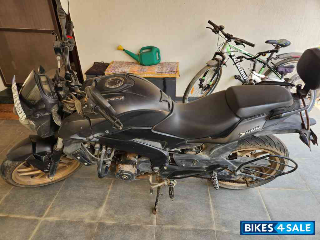 Bajaj Dominar 400