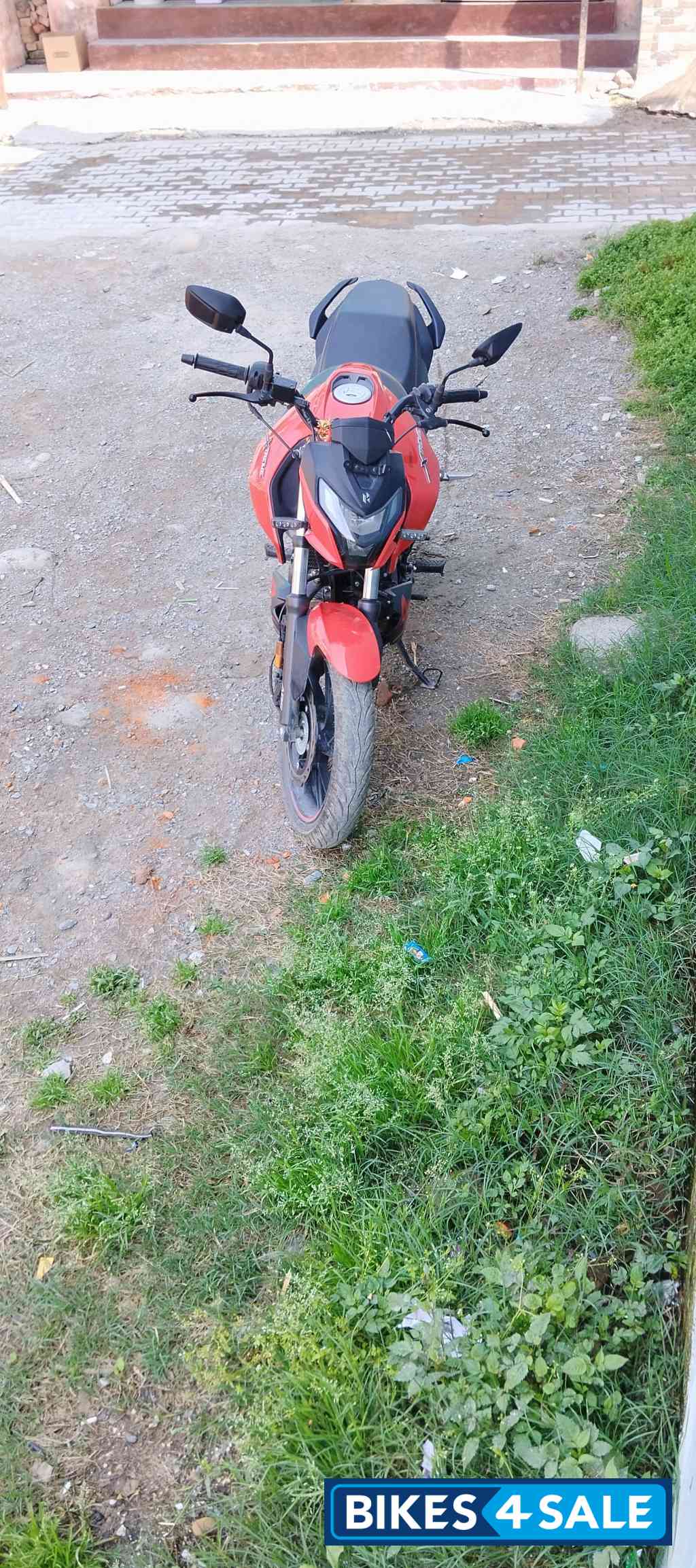 Red End  Black Combo Hero Xtreme 160R 4V Pro