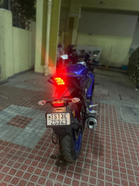 Yamaha R15 V4
