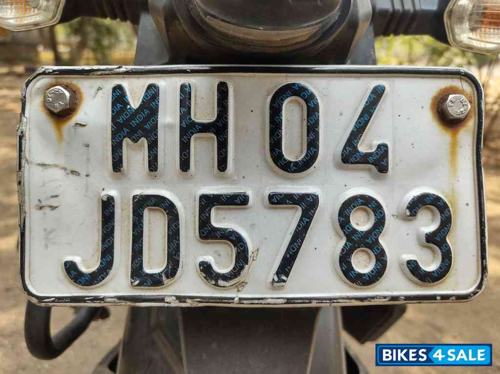 Black TVS Apache RTR 200 4V