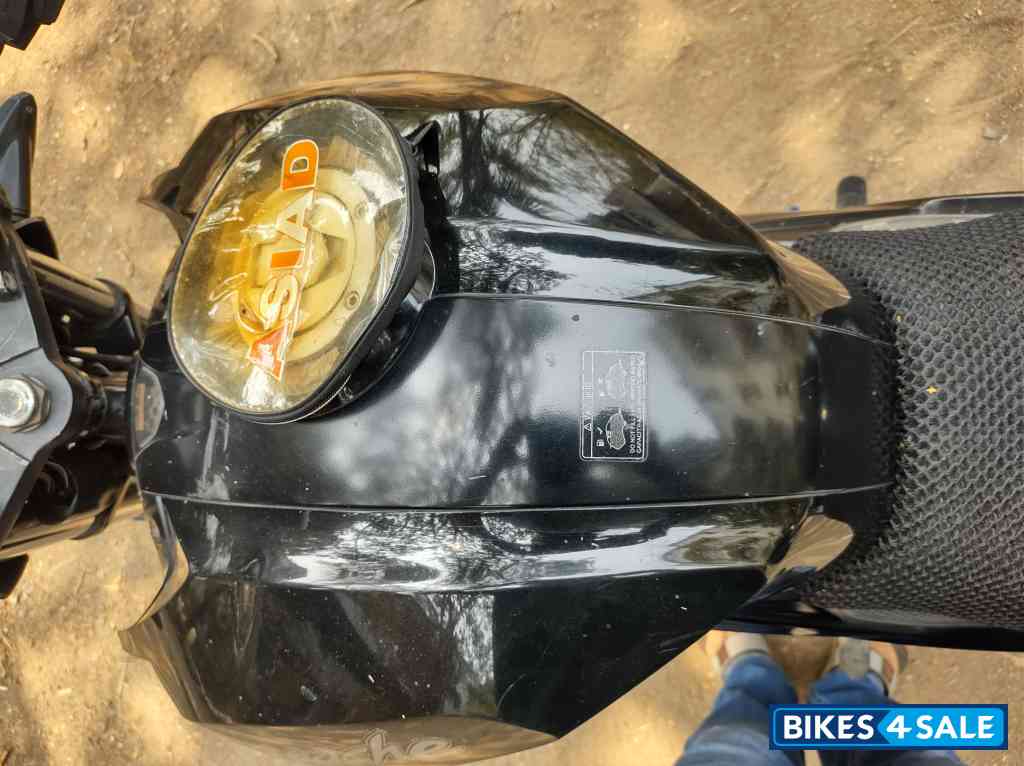 Black TVS Apache RTR 200 4V