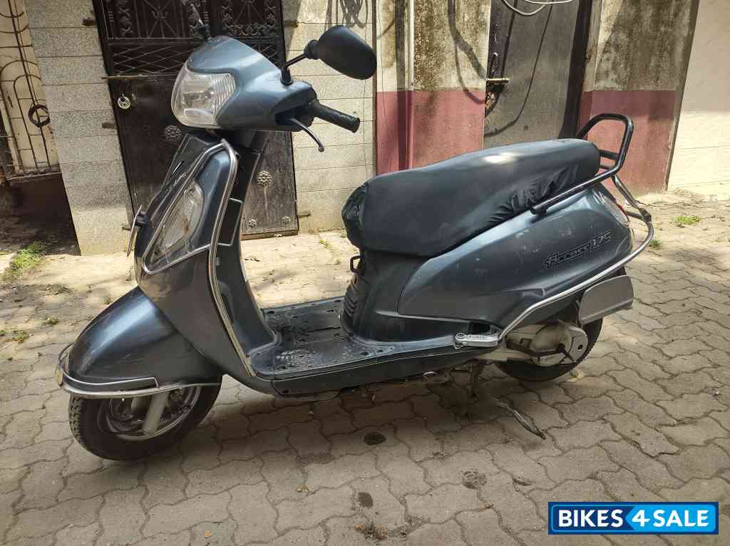 Grey Suzuki Access 125