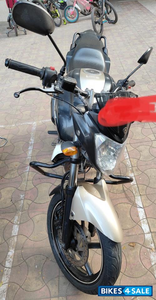 Gold Black Yamaha FZ-S