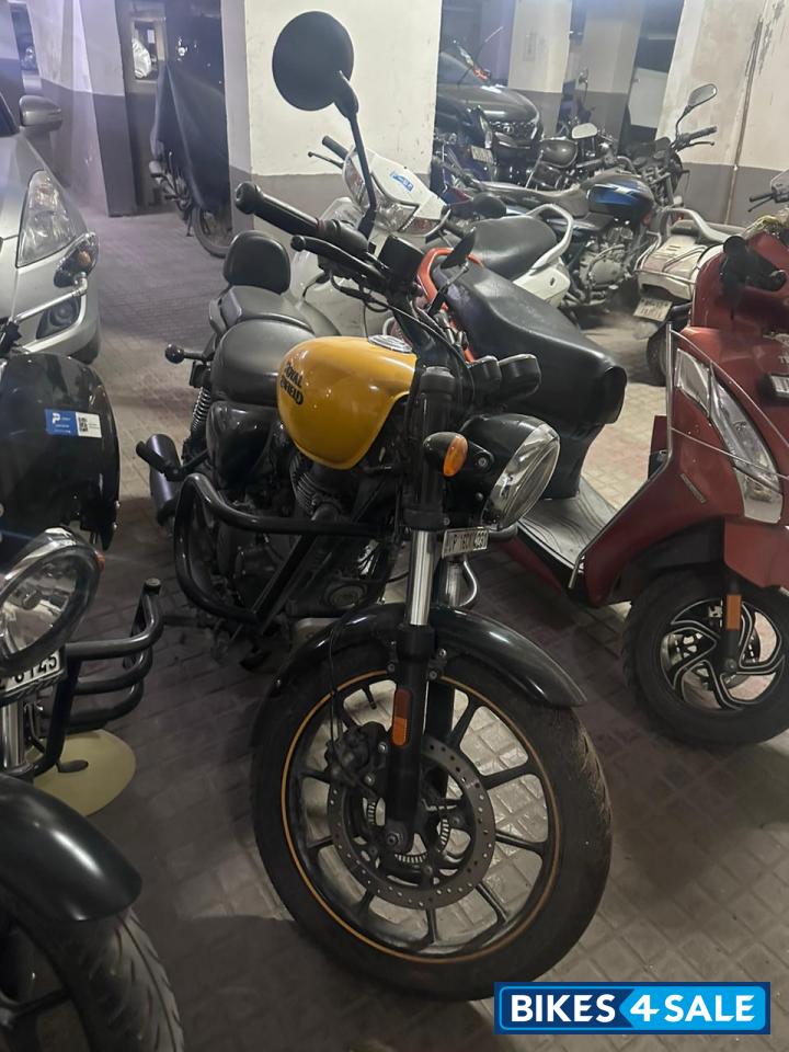 Royal Enfield Meteor 350 Fireball