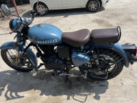Royal Enfield Classic Signals Airborne Blue