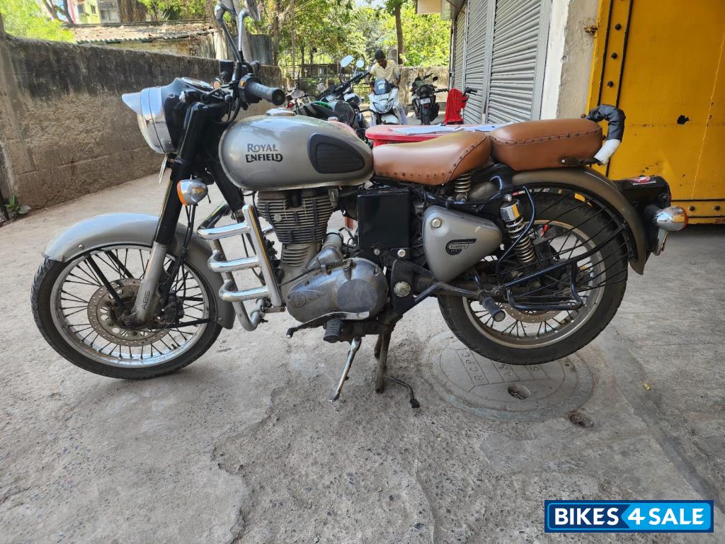 Royal Enfield Classic 350