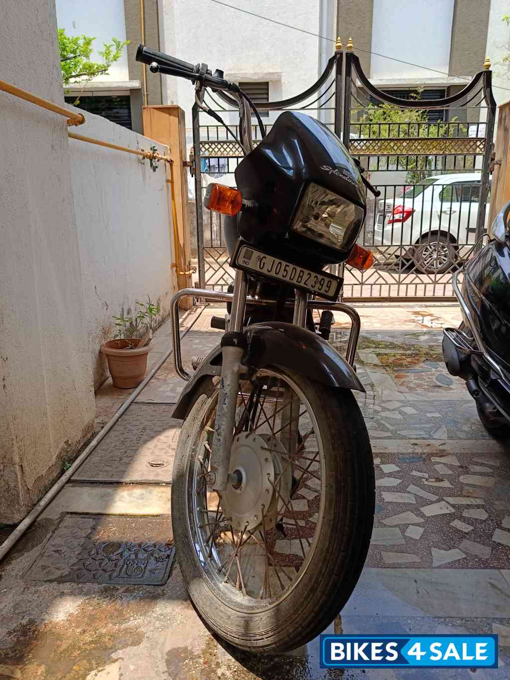 Black Hero Splendor Plus