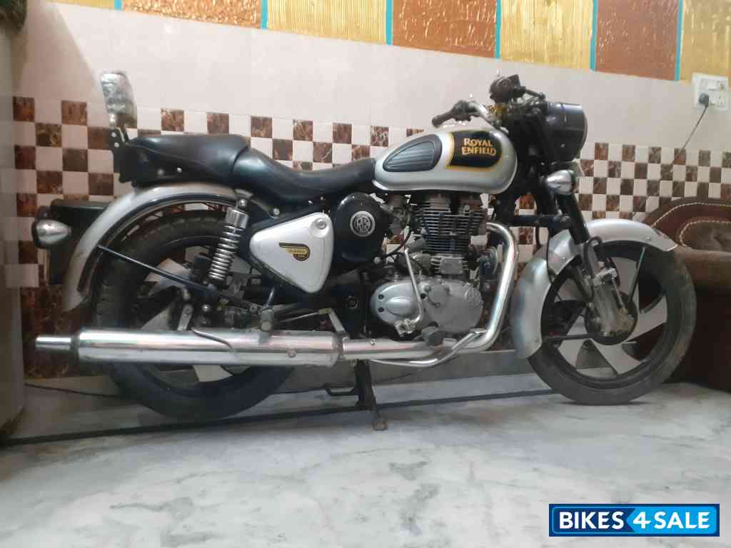 Royal Enfield Classic 350