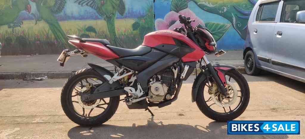 Bajaj Pulsar 200 NS