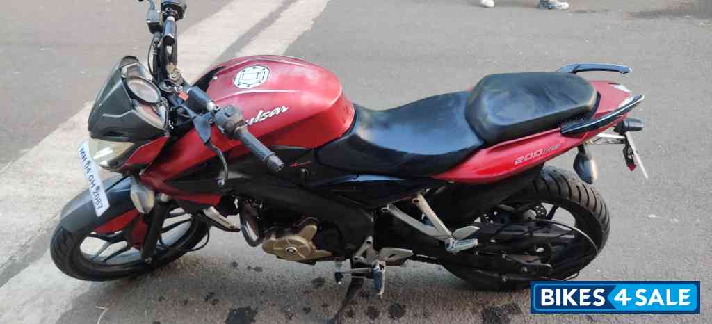 Bajaj Pulsar 200 NS