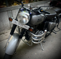 Gunmetal Grey Royal Enfield Classic Gunmetal Grey