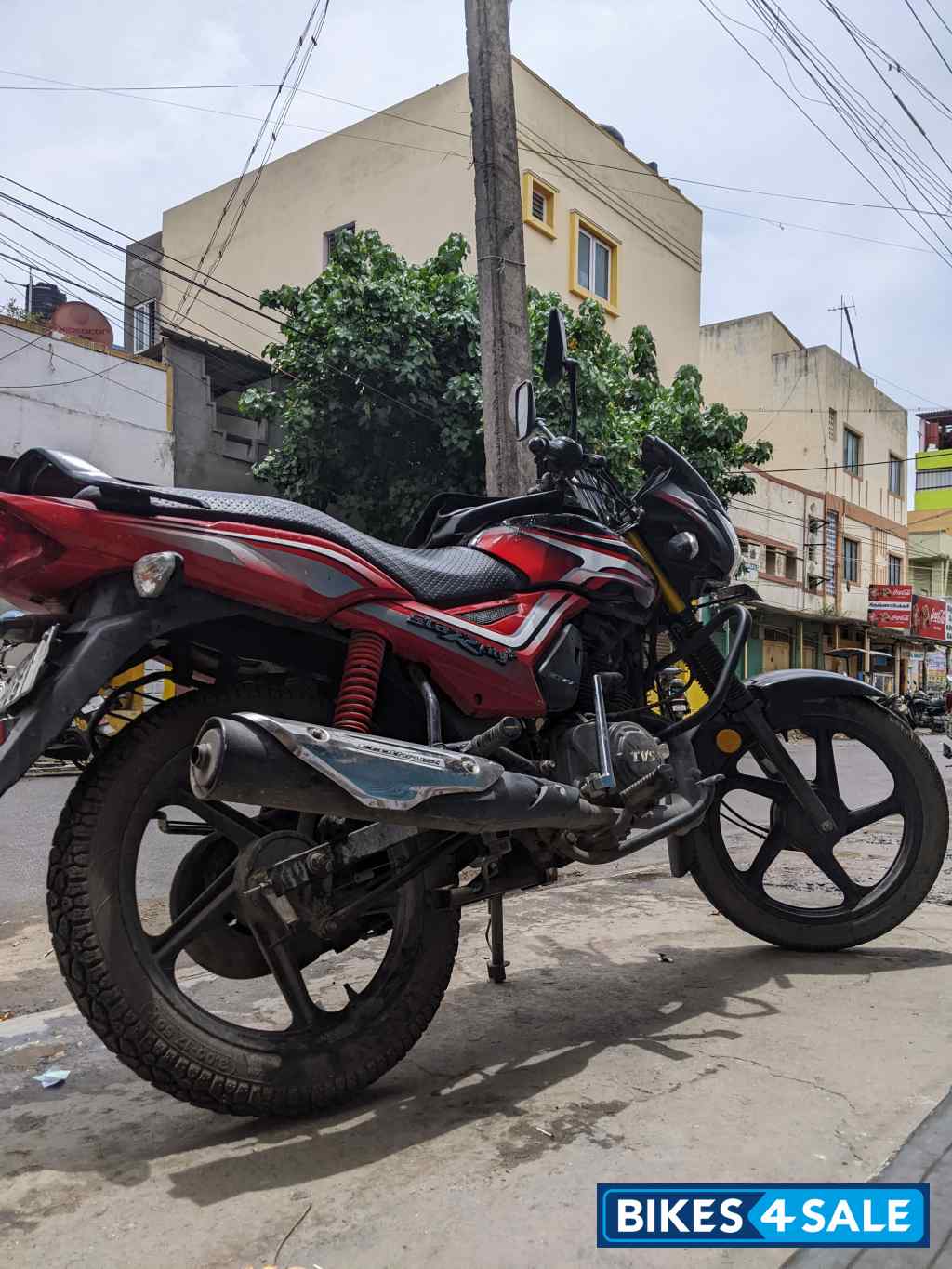 Red+black TVS Star City Plus BS VI