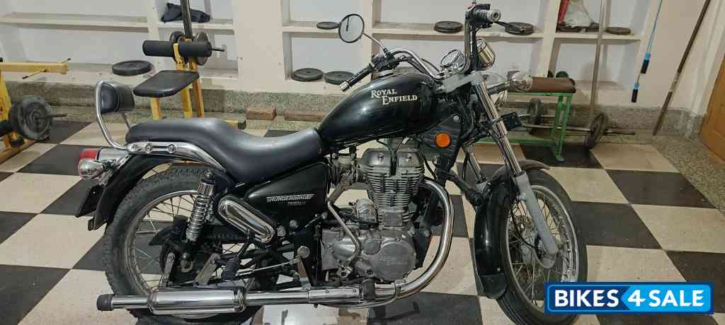 Black Royal Enfield Thunderbird TwinSpark 350