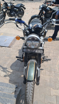Royal Enfield Super Meteor 650