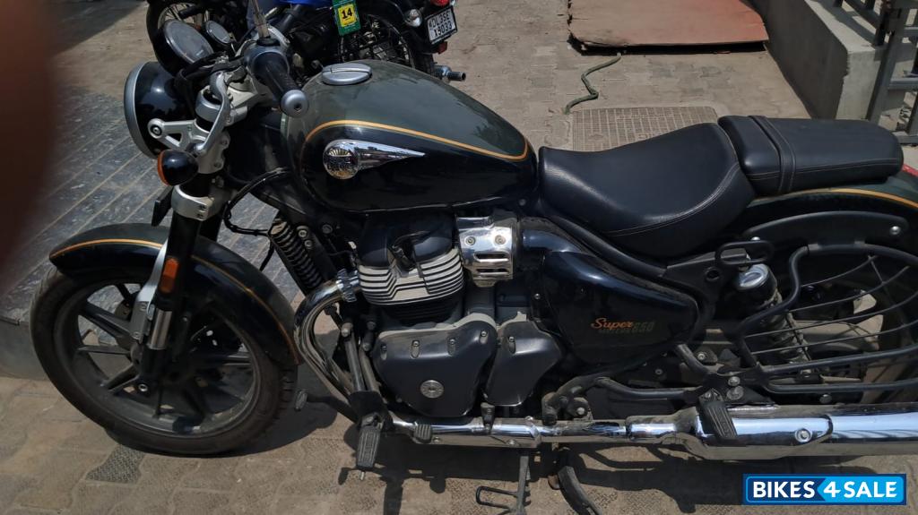 Royal Enfield Super Meteor 650