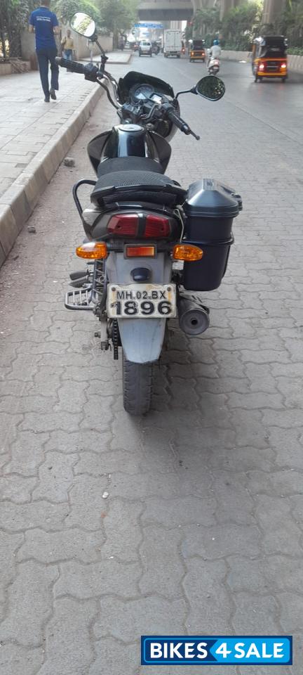 Black TVS Flame SR125