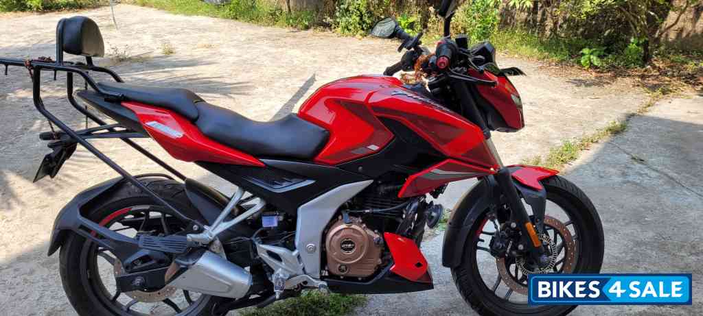 Bajaj Pulsar N250