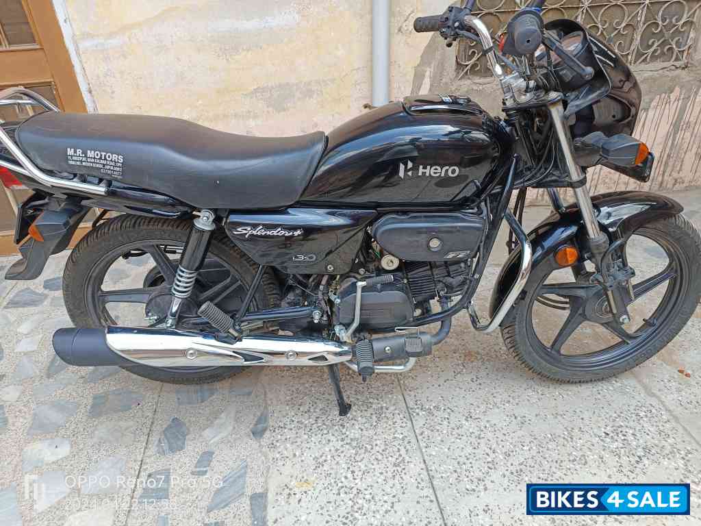 Hero Splendor Plus Black and Accent