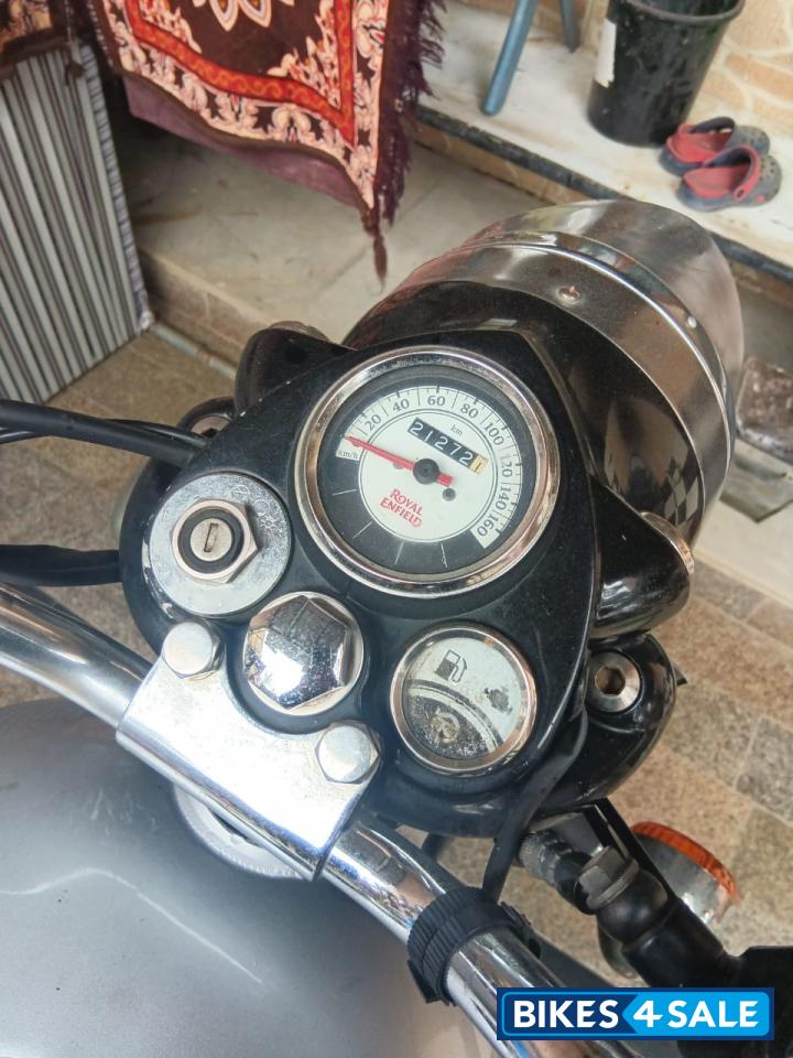 Royal Enfield Classic 500