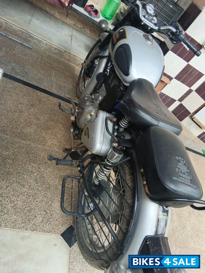 Royal Enfield Classic 500