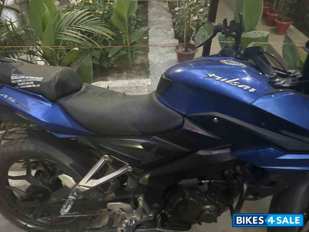 Blue Bajaj Pulsar AS 150 Blue Bajaj Pulsar AS 150