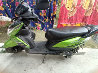 Yamaha Cygnus Ray ZR