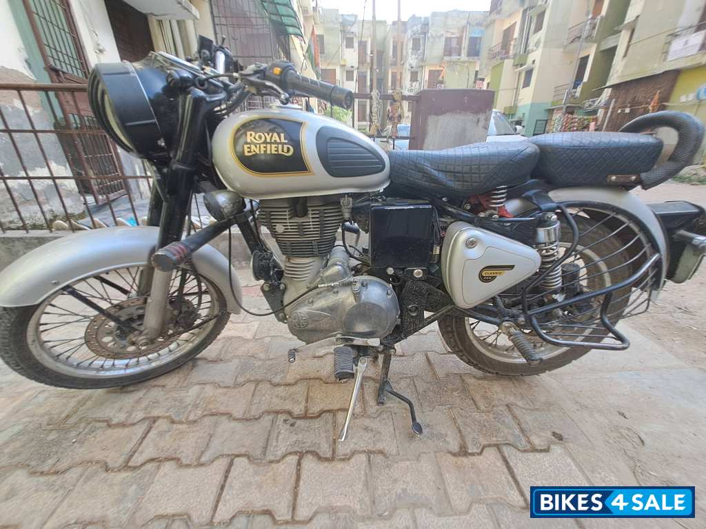 Royal Enfield Bullet 350