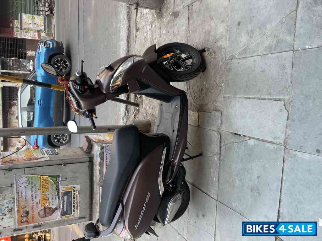 Bronze TVS Jupiter 125 SmartXonnect